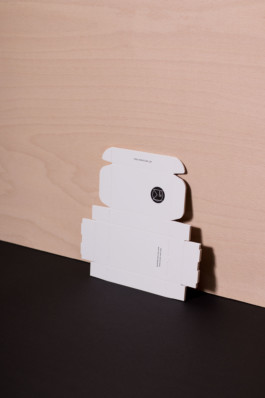 STROKE AND MARVEL — Studio für wunderbares Design